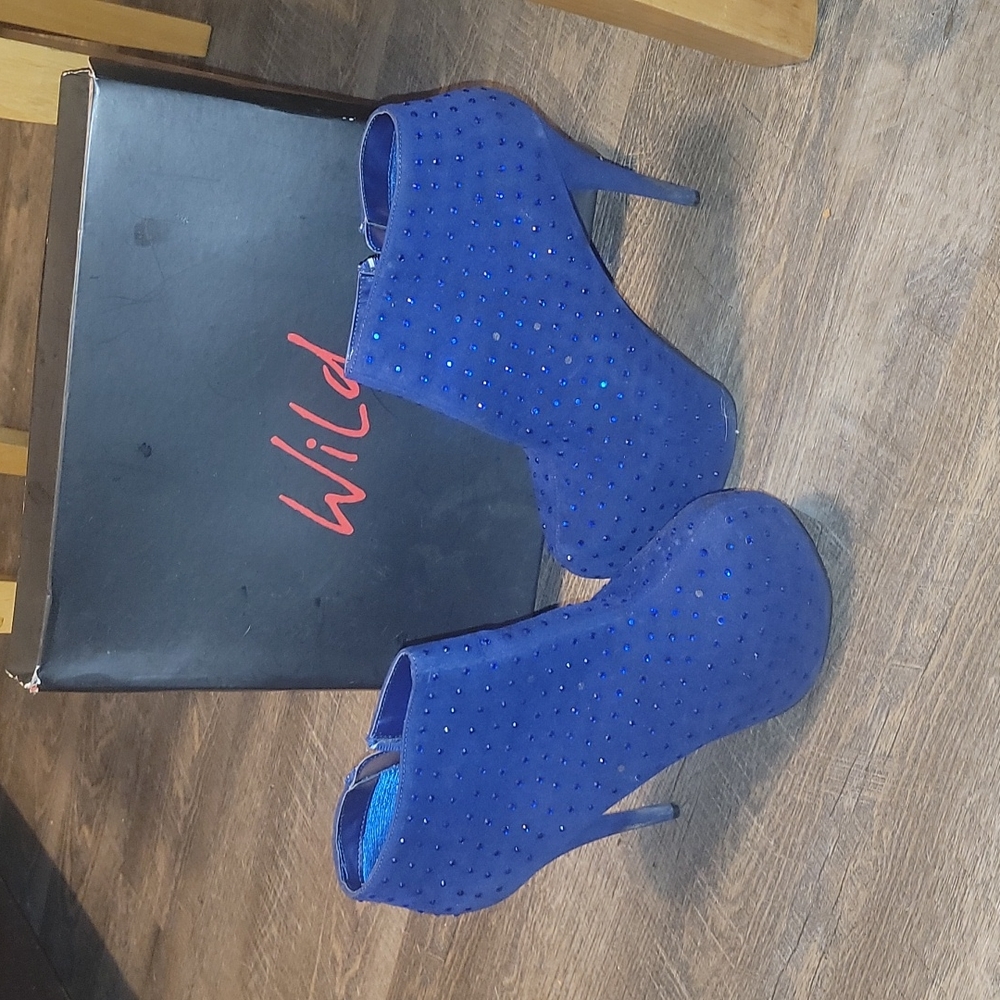 Booties - Picture 3 of 3